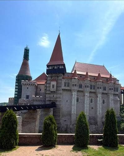 Castelul Corvinilor